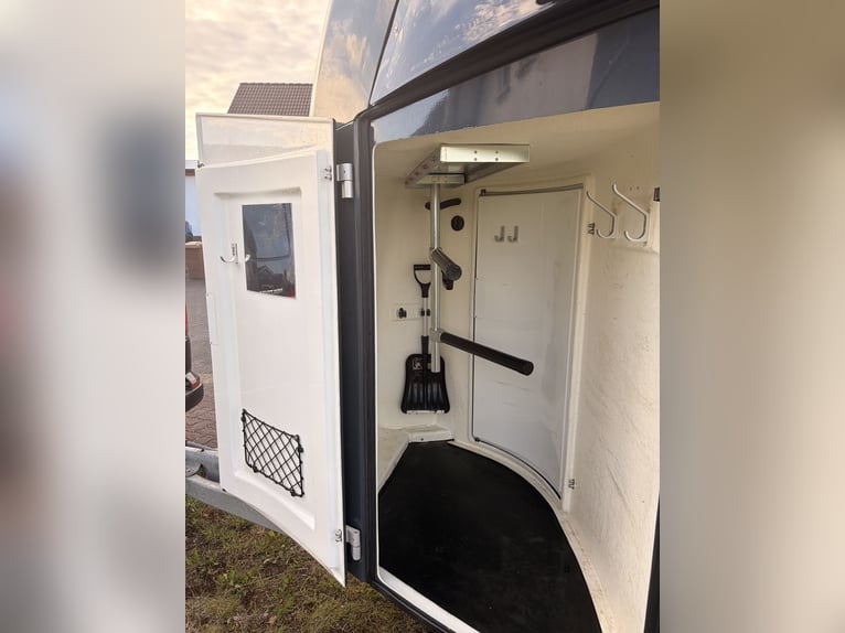 Carro attrezzi Bücker Careliner L *grigio *con telecamera* revisione TÜV appena rinnovata