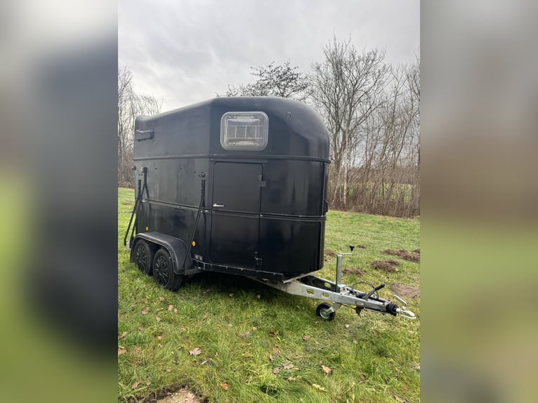 Carro attrezzi per 2 cavalli Marquardt M2 De Luxe