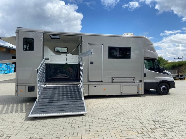 Iveco Trasporto Cavalli 2-3 Cavalli, Veicolo Nuovo