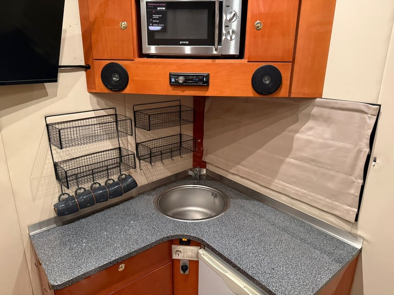 Carrello per 4 cavalli con area sociale