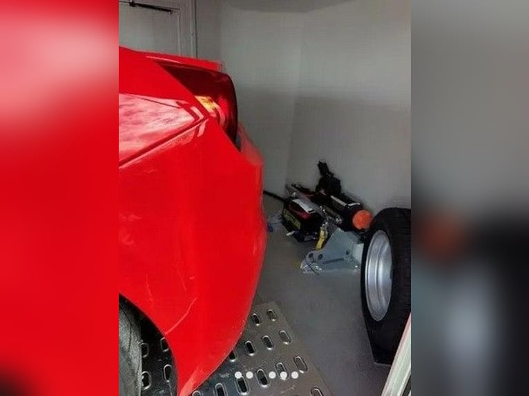 Carrello rimorchio Debon Roadster 2000 – 3500 kg, volume estremamente ampio, doppia porta posteriore