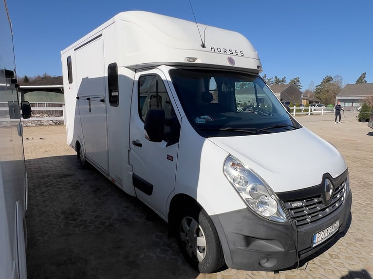 Renault Master - 2 cavalli, categoria B (3,5 t)