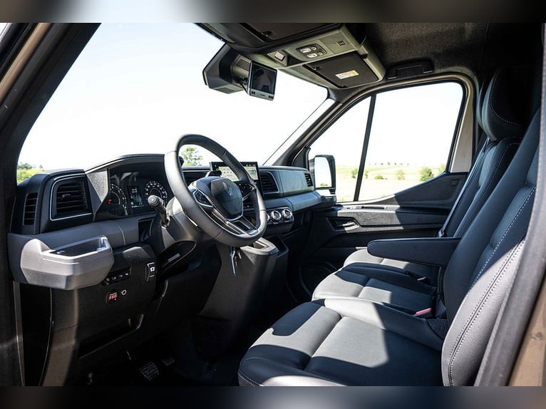 Trasporto cavalli 2 Ride Automatic Renault Master Trasporto animali Horsevan Horsetruck Autonomo