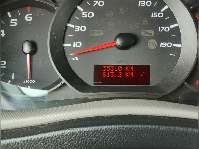 Trasporto cavalli Renault Master automatico, solo 35.300 km, 170 CV, trasportatore di bestiame, auti