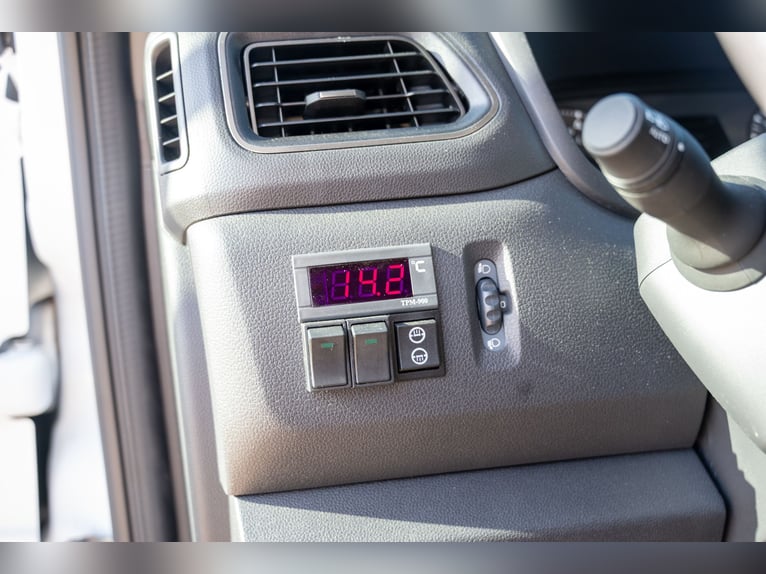 NUOVO RENAULT - MASTER (0000)