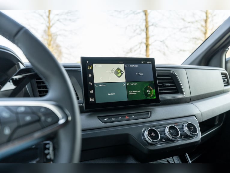 Renault Roelofsen Parados, trasporto 2 cavalli con cambio automatico, modello nuovo 2026