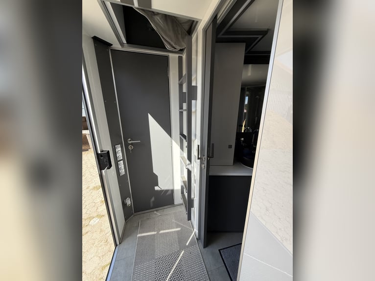 MB Actros con struttura JL