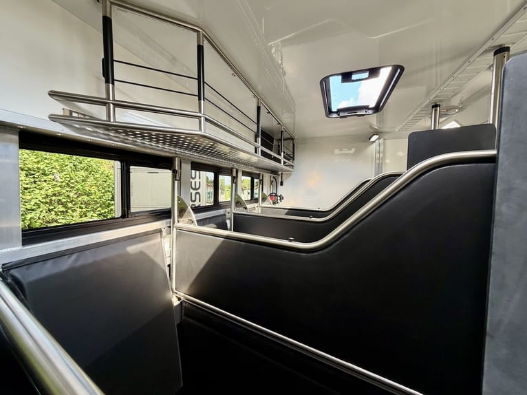 Mercedes-Benz Actros 1840 RJH Exclusive H5 Trasporto cavalli camion con tetto scorrevole, rialzo del