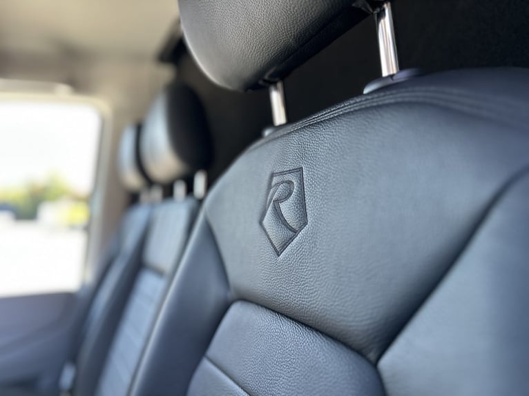 MAN Roelofsen Parados Sport XL 2-Posti Trasportatore per Cavalli, Autocarro Automatico, Nuovo