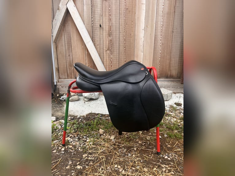 Kent & Masters MGX Vielseitigkeitssattel 17,5“ - sehr guter Zustand, frisch aufgepolstert