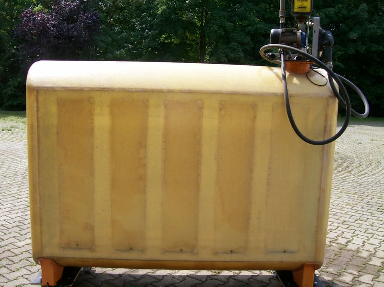 Dieseltankstelle 2000 Liter