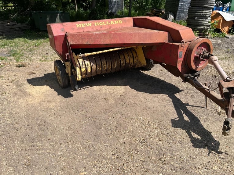 New Holland 266. Haybaler Hooipakjesmachine