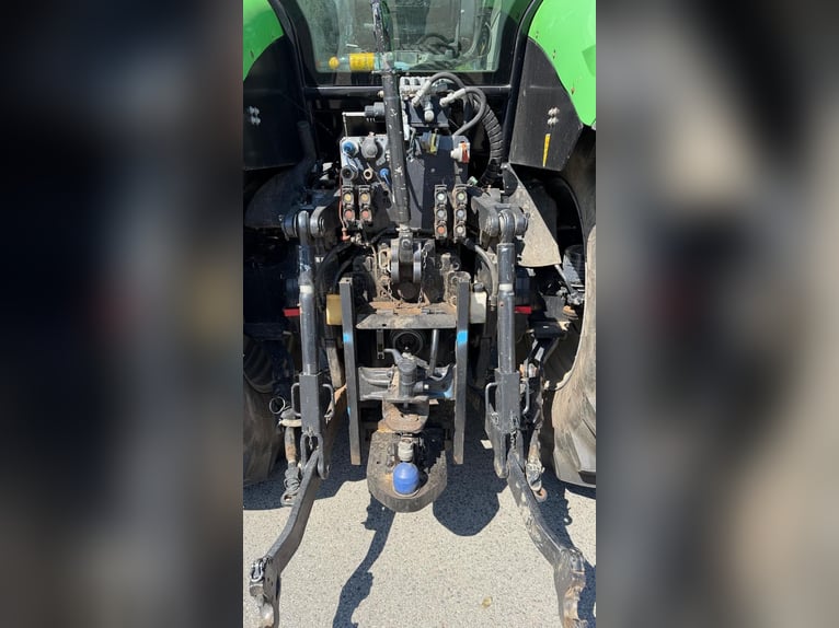 Trattore DEUTZ 7250 AGROTON TTV 258 CV con caricatore frontale, dotazioni eccellenti