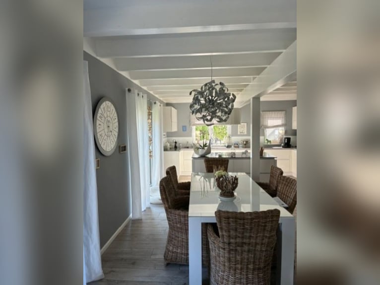 Affascinante proprietà equestre con una casa di 210 m² residenziali
