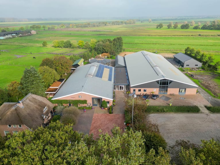 Azienda con strutture equestre professionali e ampie soluzioni abitative