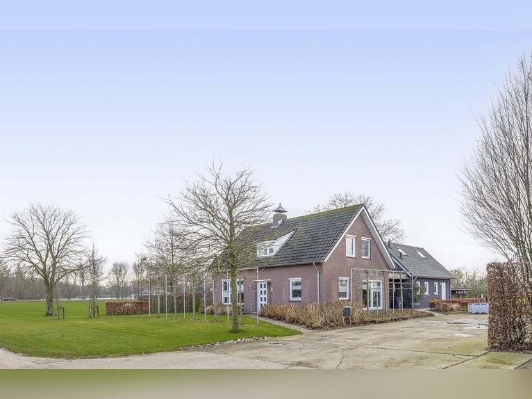 Buskensven 1, Oostrum