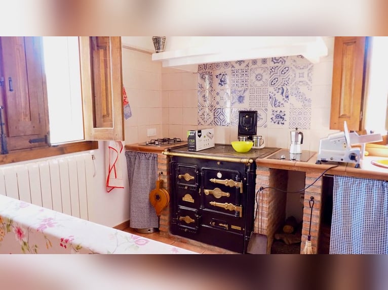 Casa di campagna completamente attrezzata con piscina