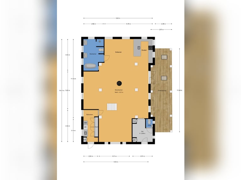Casa di campagna con struttura per l'allevamento di cavalli, inclusa una pista coperta, una pista al
