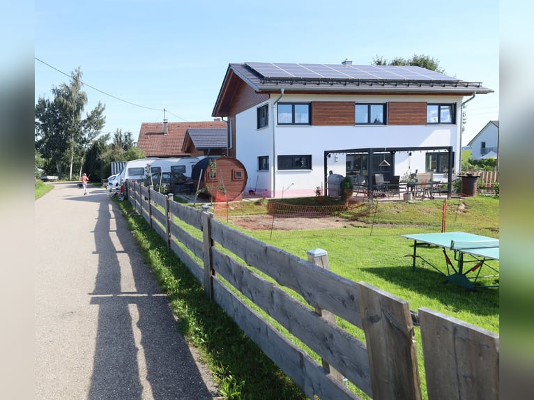 Casa unifamiliare di nuova costruzione con 2,5 unità abitative *accoglienza cavalli* 1.786 m² *senza