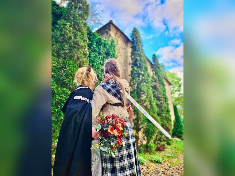 Graf & Gräfin gesucht -Romantik-Traum-Schloss mit arrondierten Ländereien - Pferde- & Event-Location