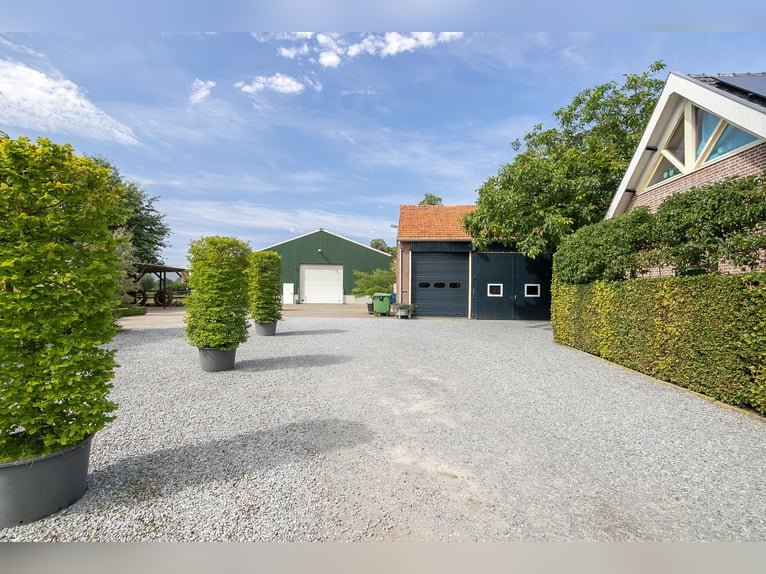 Oirschotseweg 26, Moergestel