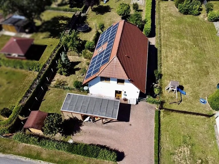 Reiteridylle trifft Wohnkomfort: Einzigartige Immobilie mit Stallungen