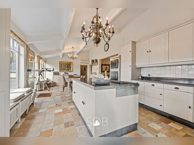 Rustico autentico con vari annessi e pascoli su 93.155 m² - 2300 Turnhout