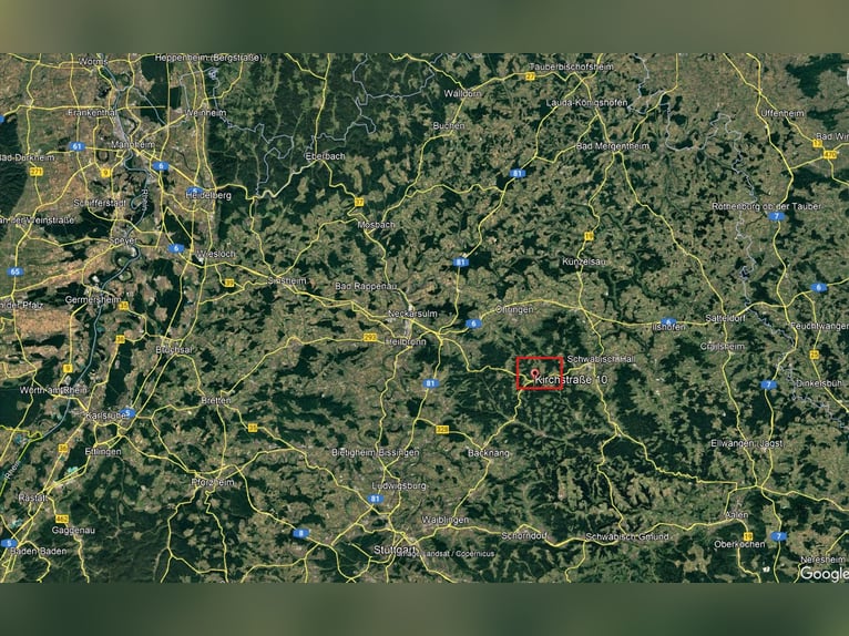 Vielseitiges Pferde- und Wohnensemble mit Ausbaupotenzial - Ideal für Tierklinik, Reitanlage uvm.