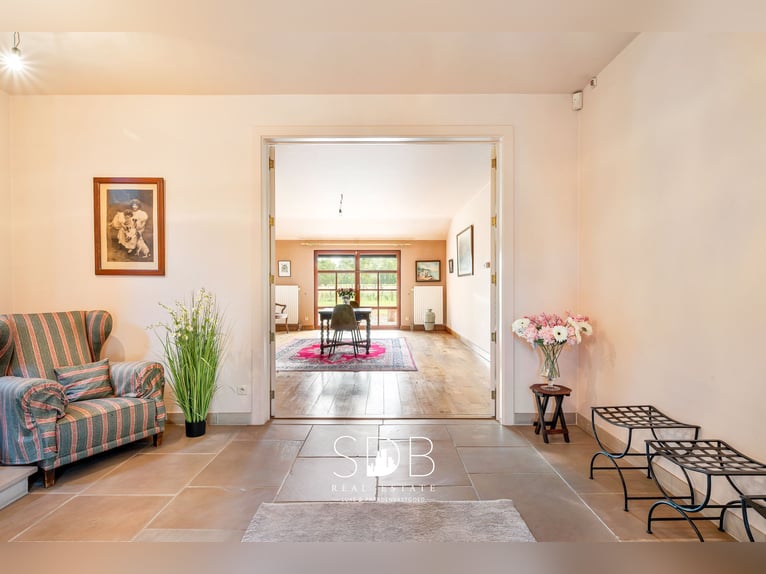 Villa moderna con giardino per la famiglia e prati su 7.496 m² a Heusden | Belgio