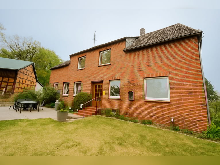 Wohnen, Arbeiten & Natur – historischer Hof mit 250 m² Wohnfläche und eigenem Waldstück