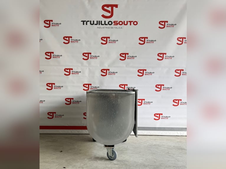 Carro a sponde con coperchio