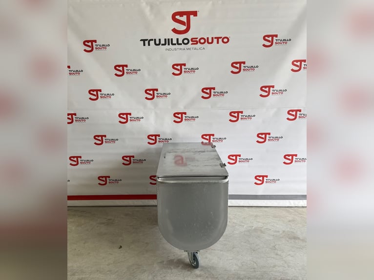 Carro a sponde con coperchio