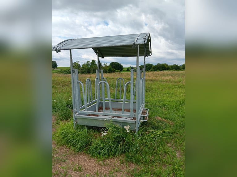 Mangime per cavalli 1,5 x 1,5 m, in vendita