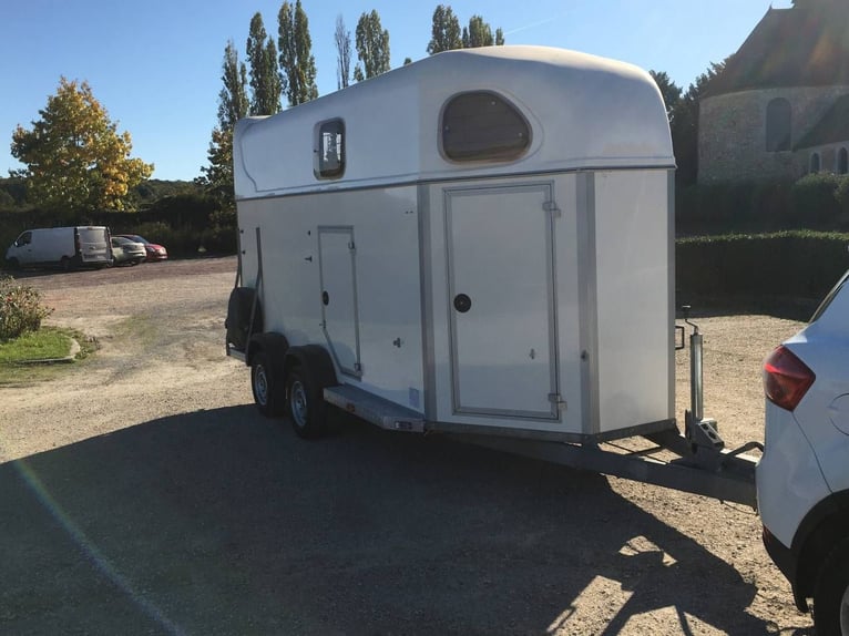 Cheval Liberté 2-paards thuiswagen