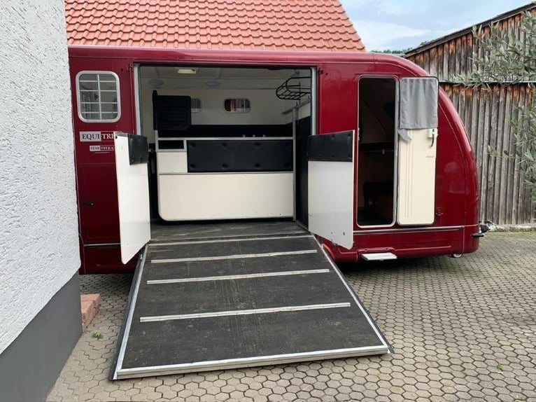 Equi-Trek Star Treka Pferdeanhänger mit Wohnkabine