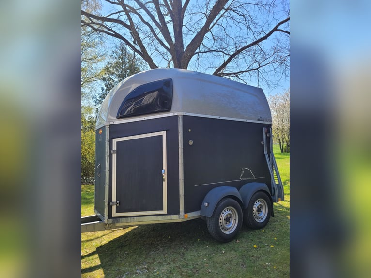 Böckmann Duo met hengstenhek en aluminium bodem