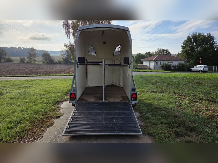 Böckmann Comfort paardenaanhanger (bouwjaar 2015) – keuring geldig tot 06/2027 – aluminium bodem