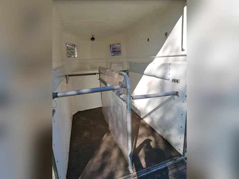 Böckmann Duo Comfort volledig polygoon paardentrailer