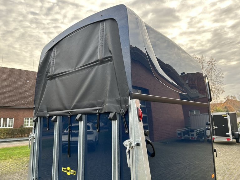 Humbaur Pferdeanhänger Pegasus Style 2700 S 2,7t Sattelkammer 100km/h Dark Blue