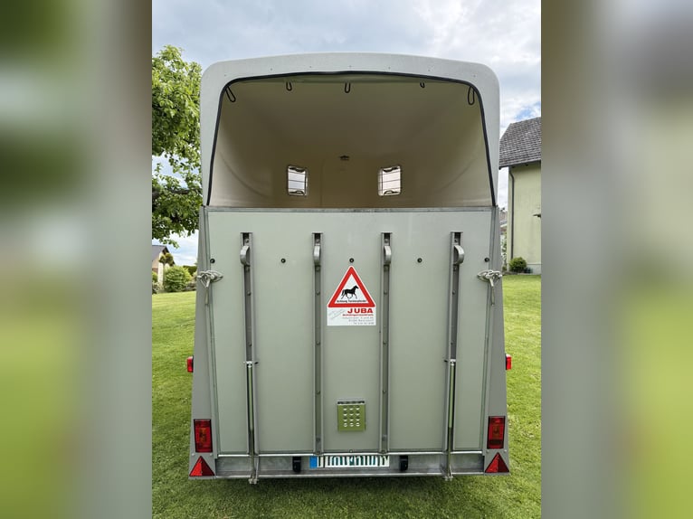 Paardentransporter / Paardenaanhanger PEGASUS HUMBAUR HP2000