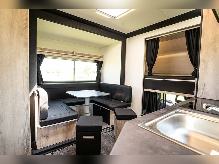 Mercedes-Benz paardentransporter Fuso POP-Out, 3 zitplaatsen, camper, vee-transporter, automatische
