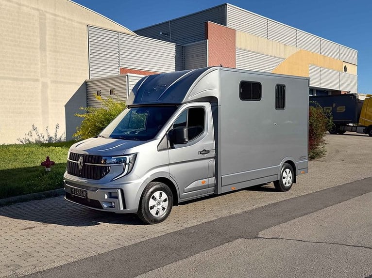 Paardentransporter Renault Master nieuw model 2 Ride automatische transmissie zelfrijdend paardenwag