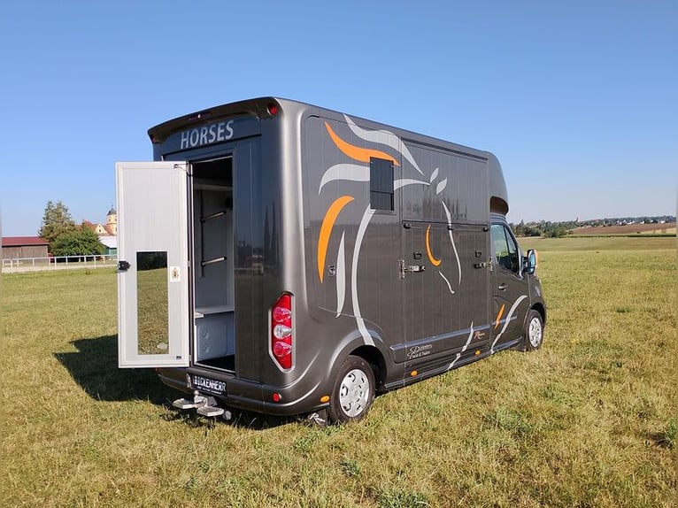 Paardentransporter Roelofsen Automaat, slechts 49.600 km, vee-transporter, zelfrijdend, Horsevan