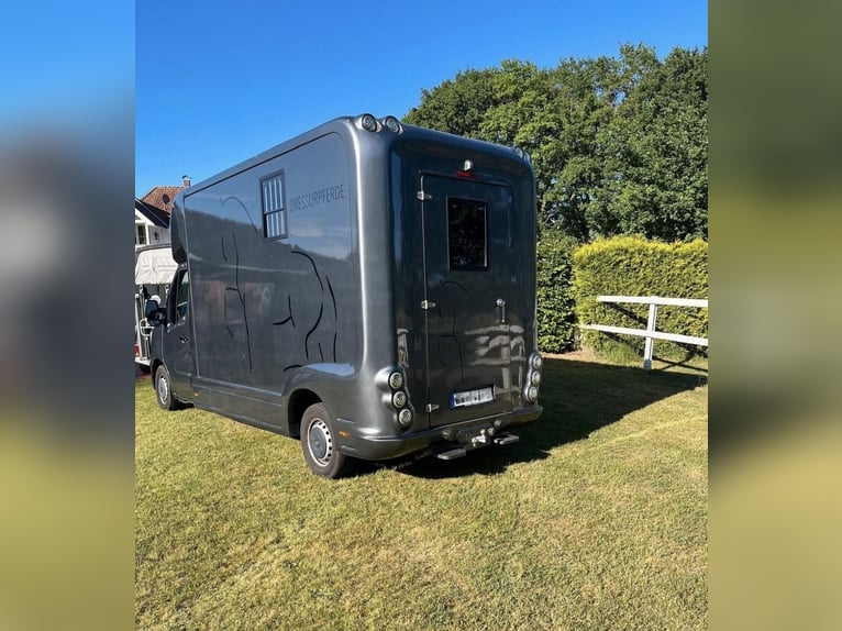 Renault Master Equita hoogwaardige transportwagen