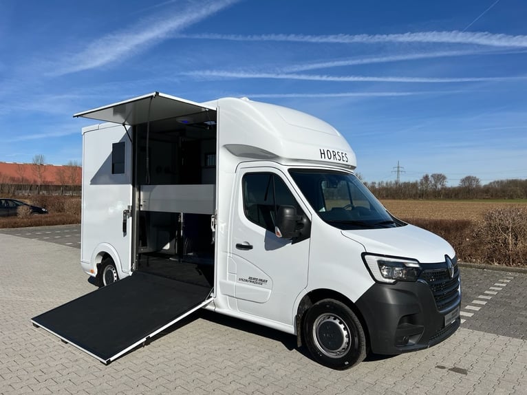 Renault ROELOFSEN YORSE 2-Pferdetransporter SONDERMODELL NEU