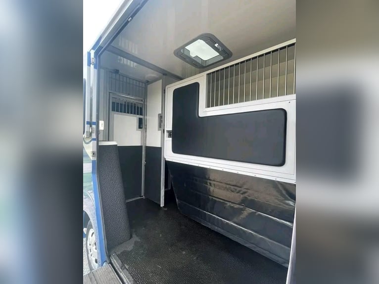 VL STX automatische transmissie / 5 plaatsen / 2017 / Renault Master
