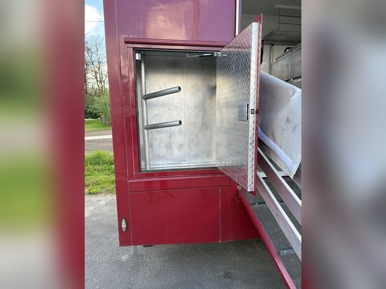 3-Paardentruck met woonunit, 7,5 ton