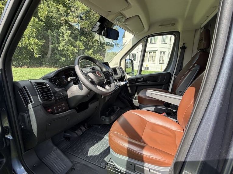 FIAT Ducato Böckmann Compact 2-paarden transporter automaat 5-zits TOP tweedehands voertuig vrachtwa