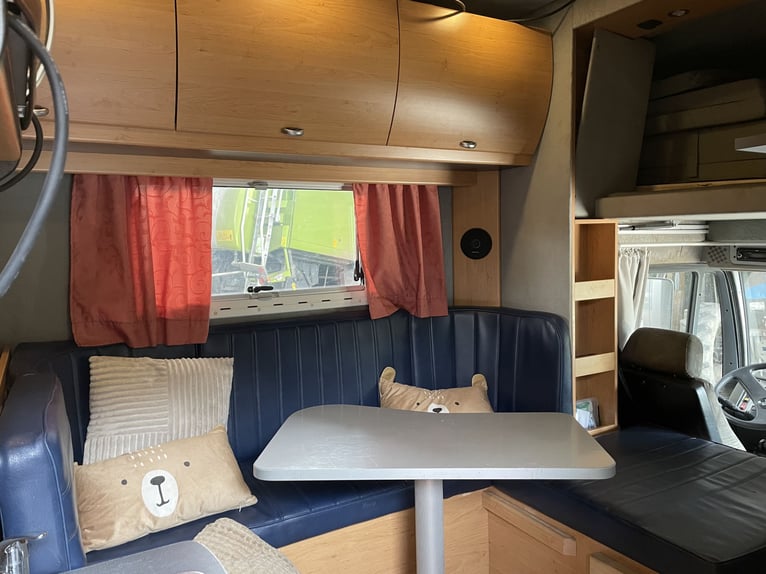 MAN L200 paardenwagen met campervergunning – geschikt voor 4 paarden – wooncabine