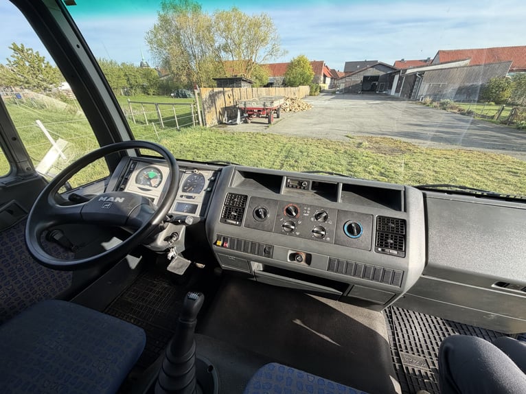 Paardentransporter MAN tot 7,5 ton voor 4 paarden